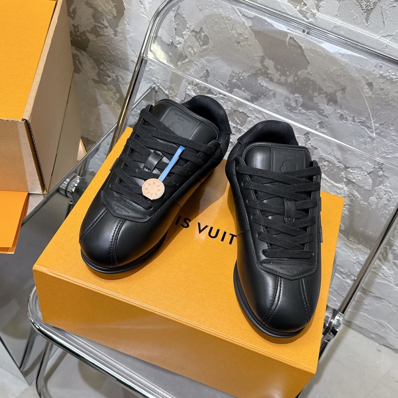 l0vis Vvtt0n trainer sneaker